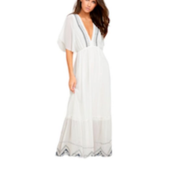 Adelyn Rae Chandra White Embroidered Maxi Dress, Size Small - Picture 2 of 16